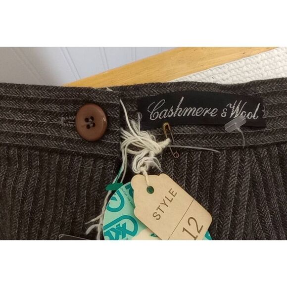 NOS with tags, VTG, 70-80s cashmere and wool wrap skirt size 12 - Picture 8 of 10